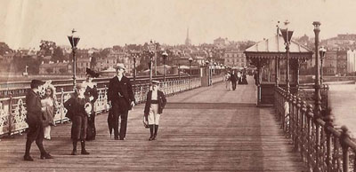 Frith Family on Ryde Pier Courtesy of Francis Frith Collection